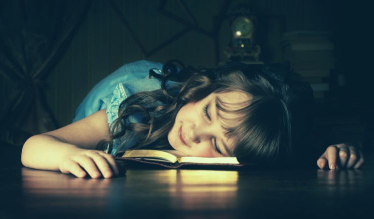 Evento - Alice no pa&iacute;s das maravilhas: matem&aacute;tica, l&oacute;gica e psican&aacute;lise com o escritor e professsor Jacques Fux - 15/02/2022